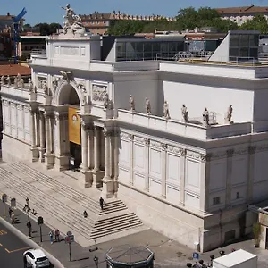 Monti 66 , Roma Itália