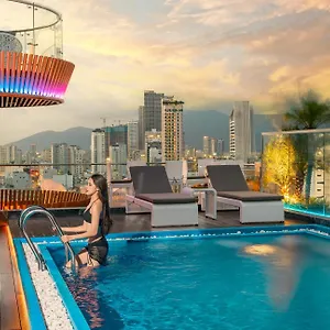 https://mercy-emerald.hotelsofhoian.com