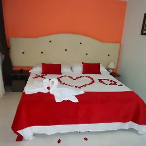 *** Hotel House A 5 Min De La Embajada Americana Colombia