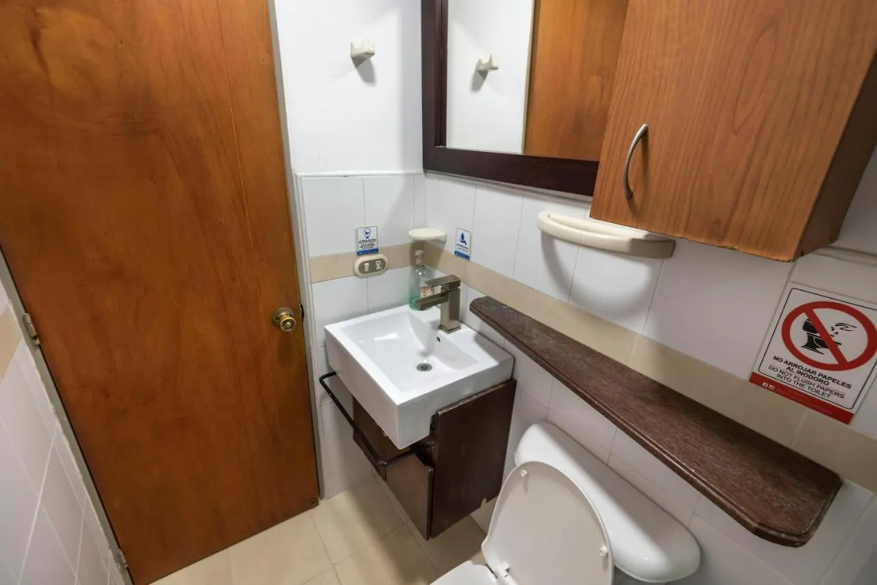 Poblado Guest House Medellin Hotel