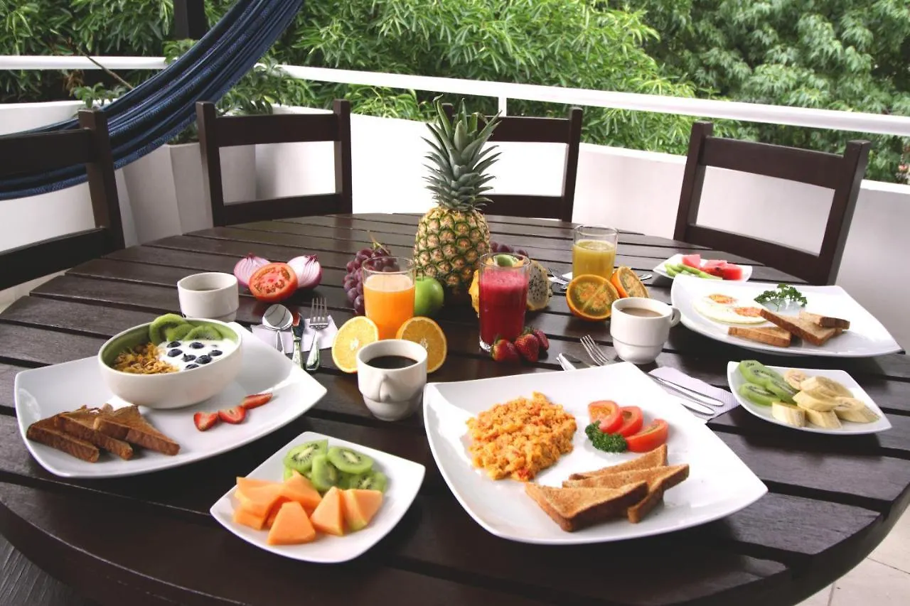 Poblado Guest House Medellin Hotel