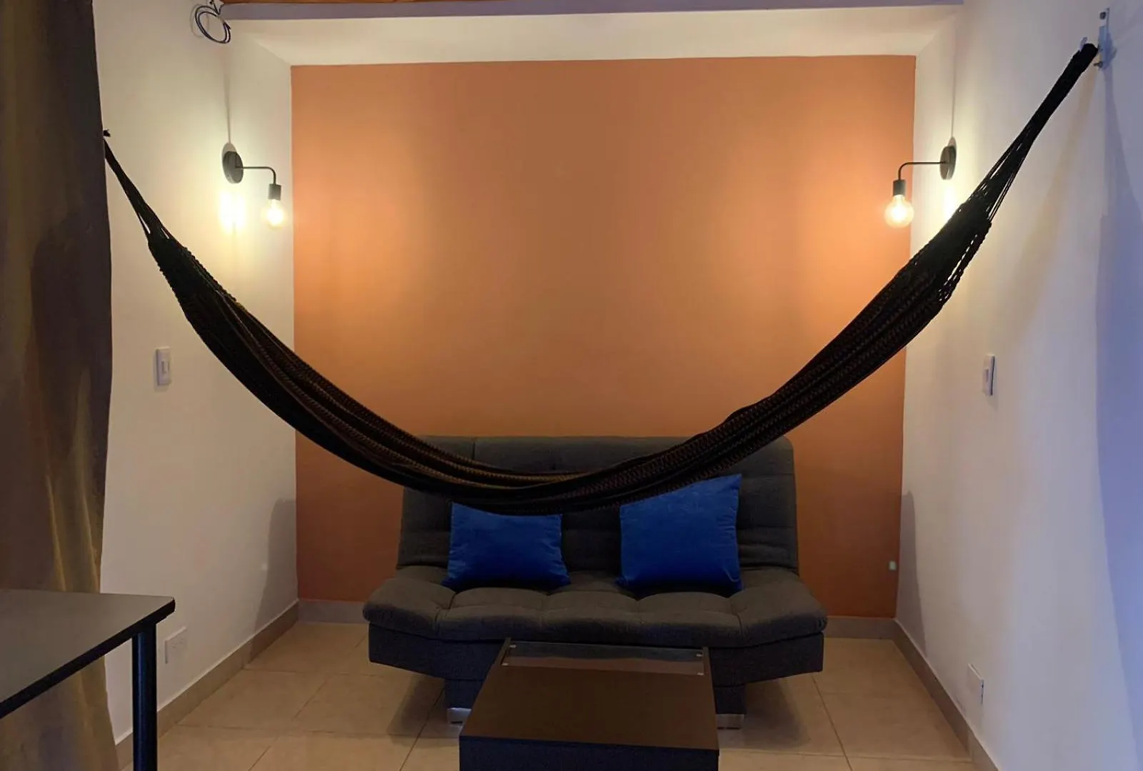 Poblado Guest House Medellin 3*,