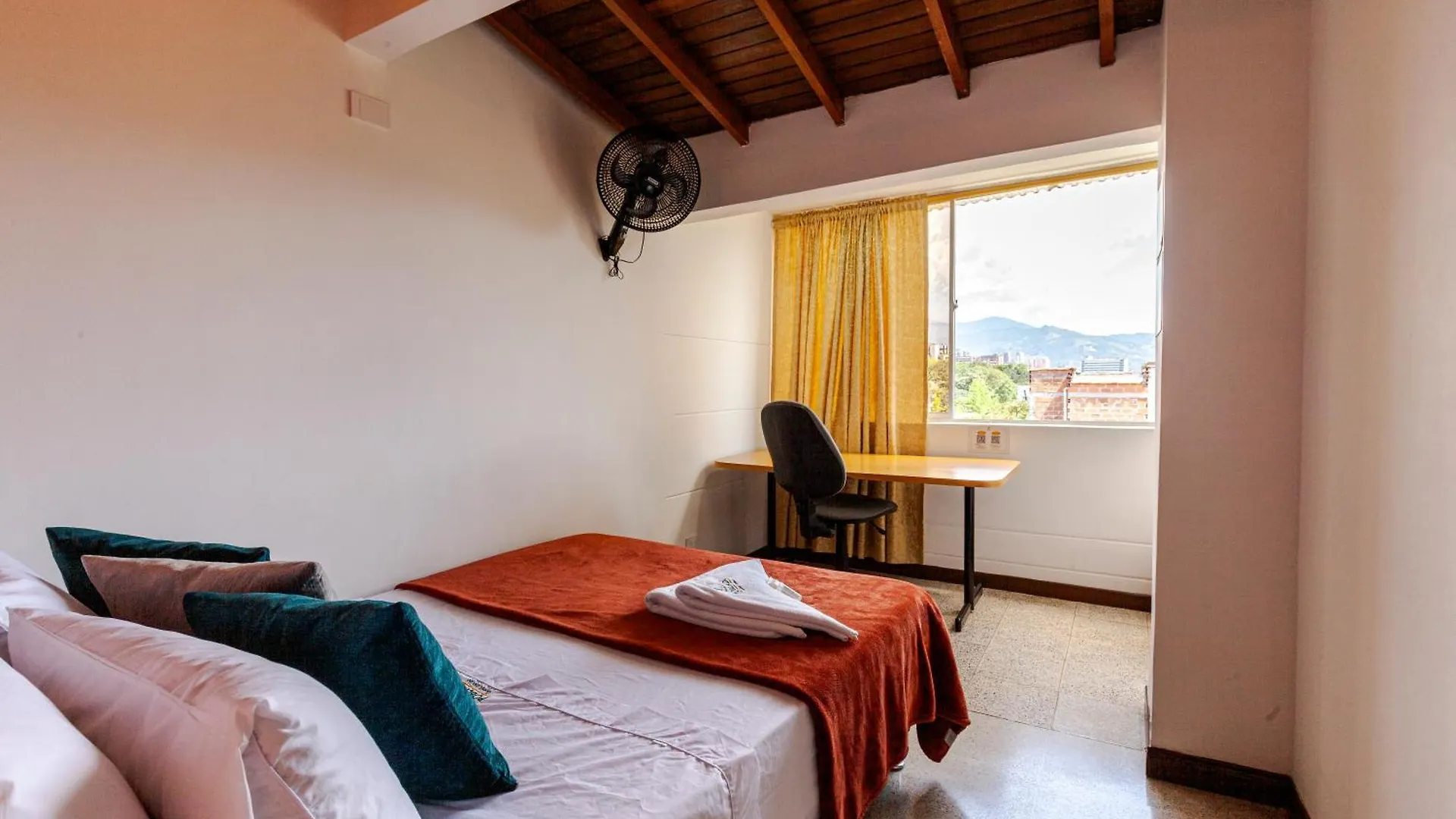 *** Hotel Poblado Guest House Medellin Colombia