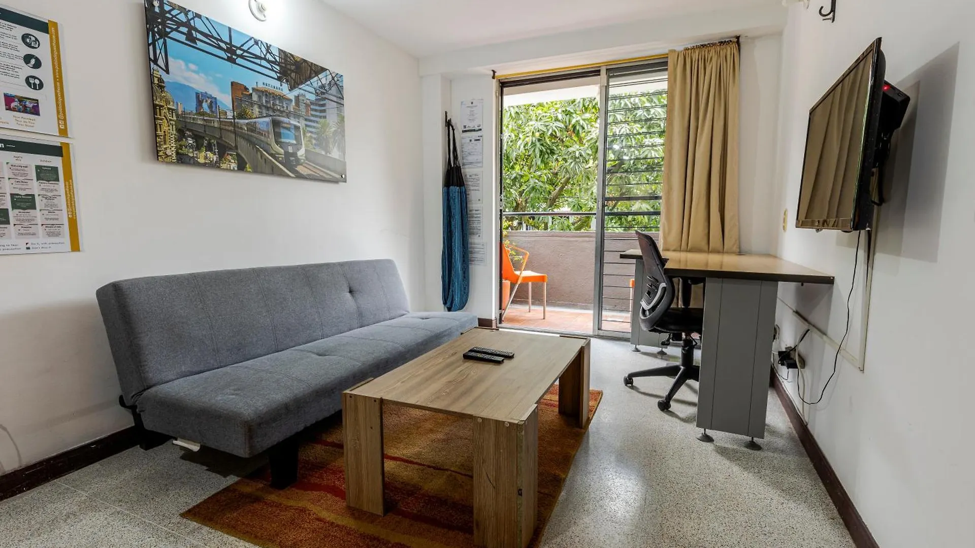 Poblado Guest House Medellin Hotel