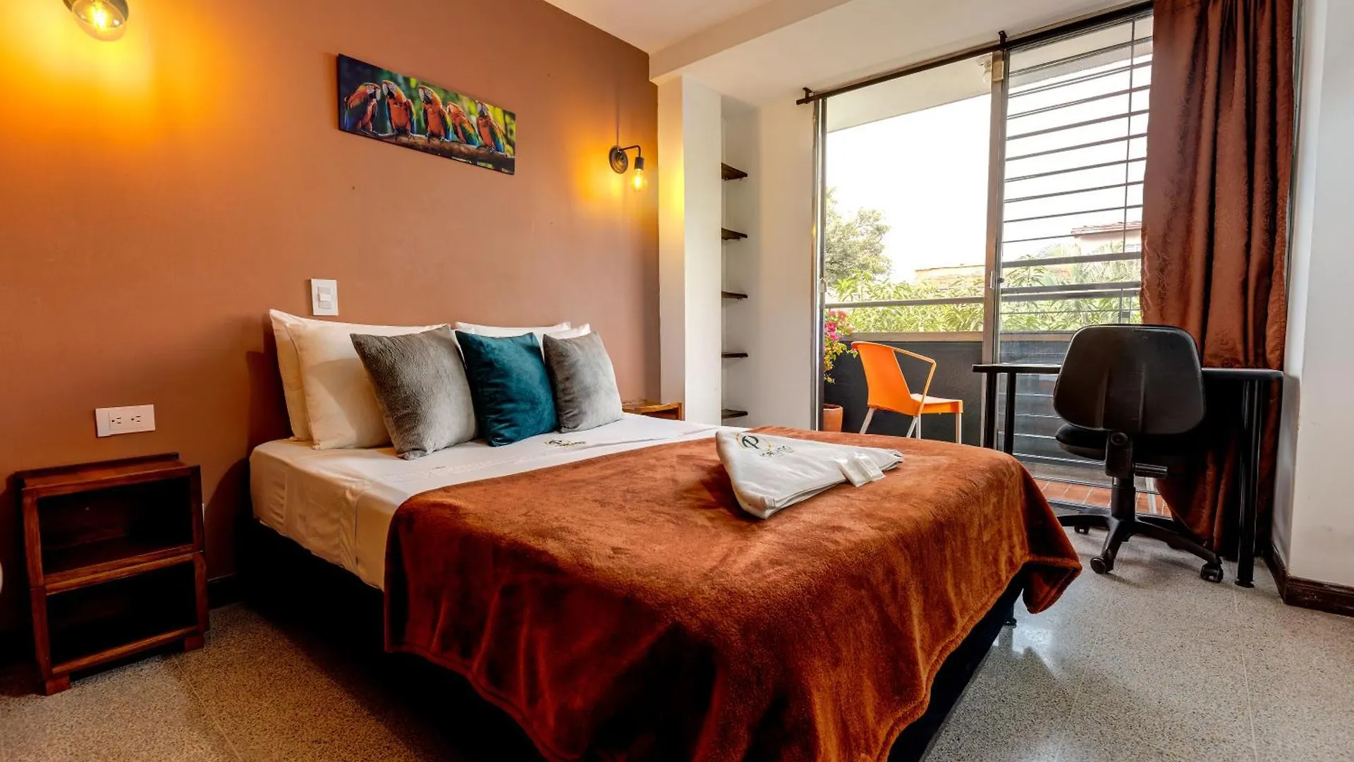Poblado Guest House Medellin Colombia