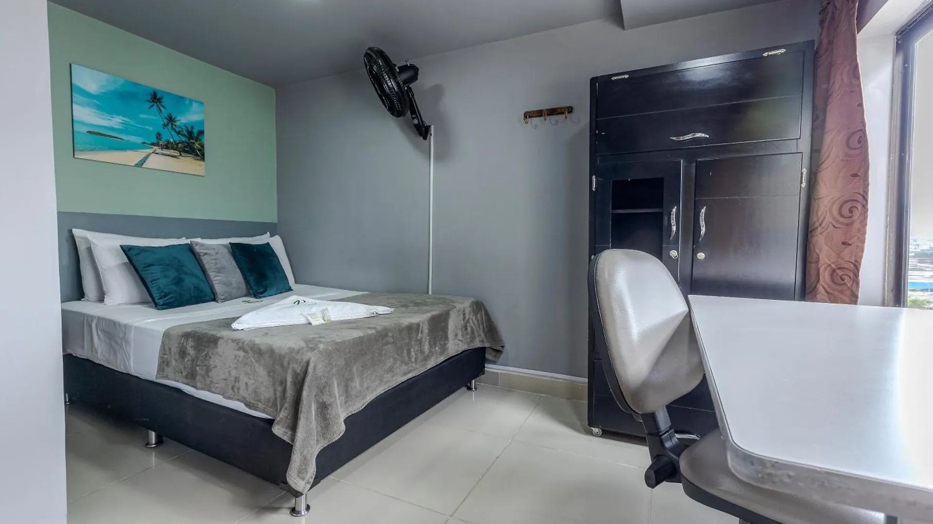 Poblado Guest House Medellin