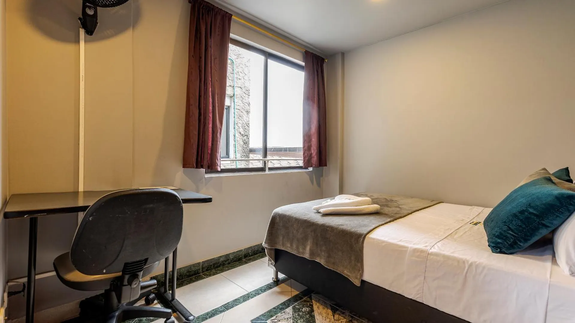 Poblado Guest House Medellin Hotel